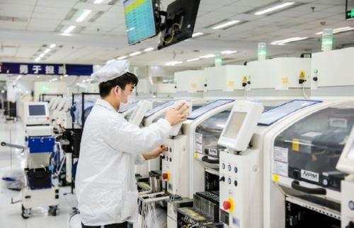 從“指尖代碼”到“車間轟鳴” 走訪合肥制造工廠，探尋00后技工選擇背后的時代邏輯